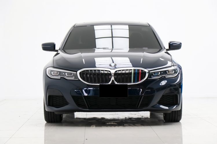 BMW Series 3 2022 320Li Sedan เบนซิน ไม่ติดแก๊ส เกียร์อัตโนมัติ ดำ รูปที่ 2