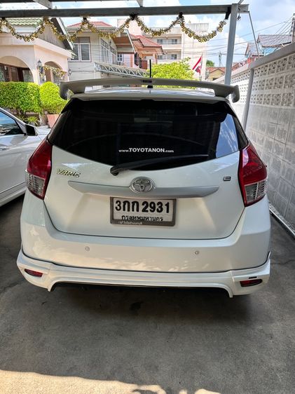 Toyota Yaris 2014 1.2 E Sedan เบนซิน ไม่ติดแก๊ส เกียร์อัตโนมัติ ขาว รูปที่ 4