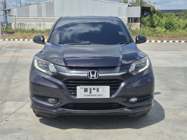 Honda HR-V 2018 1.8 E Limited Sedan เบนซิน ไม่ติดแก๊ส เกียร์อัตโนมัติ ดำ รูปที่ 3