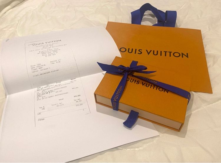 Card holder LV