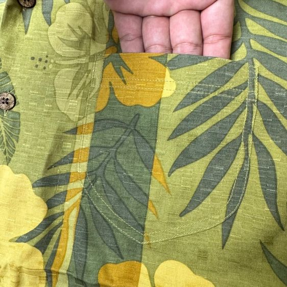 เสื้อฮาวายลายดอก​ Tommy Bahama ผ้า 100 Silk กระเป๋า​ต่อลาย Size M รูปที่ 5
