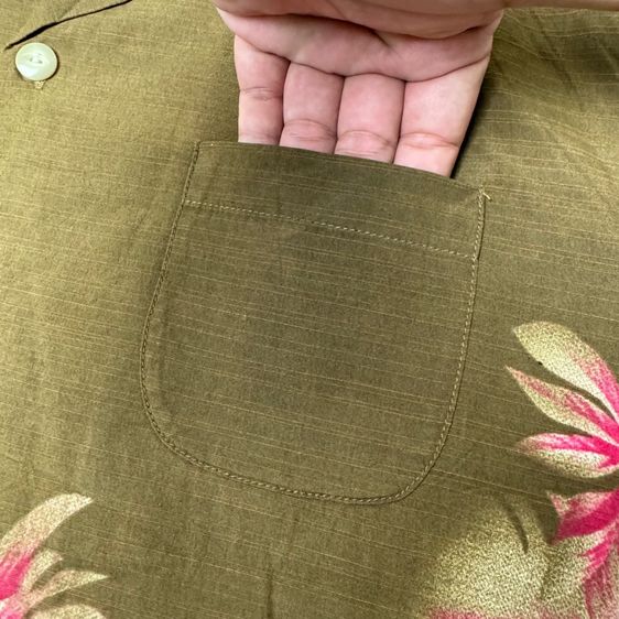 เสื้อฮาวายลายดอก​ Tommy Bahama ผ้า Silk cotton กระเป๋า​ต่อลาย Size XL​ รูปที่ 4