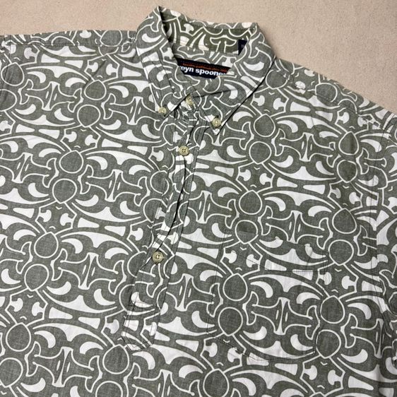 เสื้อฮาวายลายดอก​ Reyn​ Spooner​ ผ้า 100 cotton กระเป๋า​ต่อลาย Size L​ รูปที่ 3