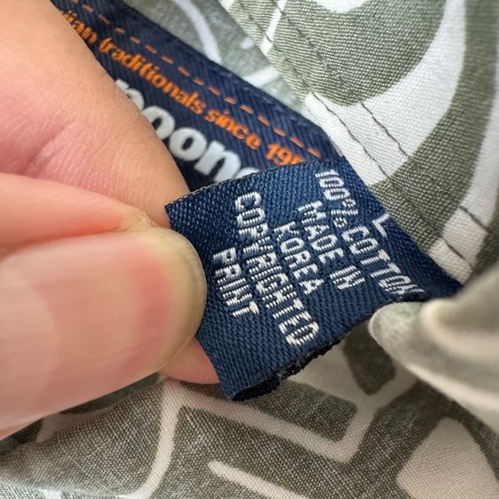 เสื้อฮาวายลายดอก​ Reyn​ Spooner​ ผ้า 100 cotton กระเป๋า​ต่อลาย Size L​ รูปที่ 4