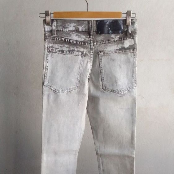 Cheap Monday แท้
กางเกงยีนส์สกินนี่  ลายสวย เท่ ๆ รูปที่ 2