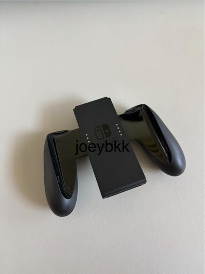 Nintendo Switch V2 Neon สภาพดีมาก เล่นน้อย กล่องอุปกรณ์ครบ รูปที่ 10