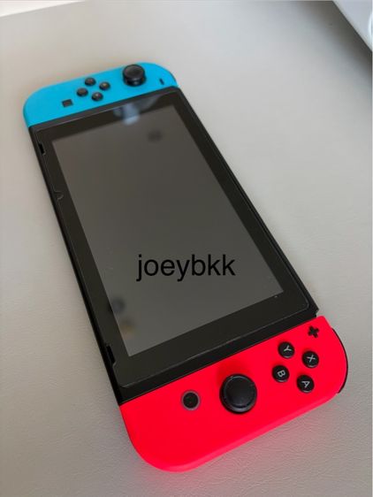 Nintendo Switch V2 Neon สภาพดีมาก เล่นน้อย กล่องอุปกรณ์ครบ รูปที่ 2