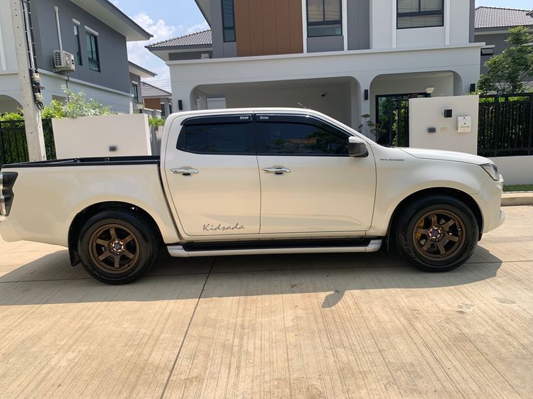 Isuzu D-MAX 2020 1.9 Hi-Lander L Pickup ดีเซล ไม่ติดแก๊ส เกียร์ธรรมดา ขาว รูปที่ 2