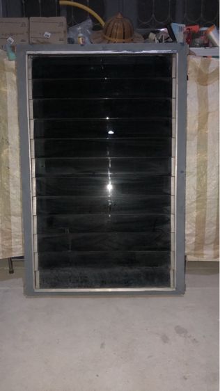 หน้าต่างบานเกล็ด