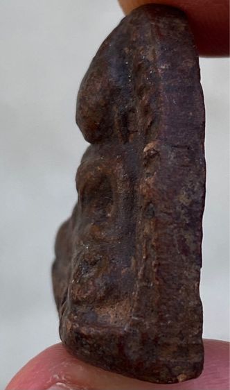 พระหลวงพ่อโต เนื้อดินผสมว่าน เก่าเก็บ รูปที่ 5