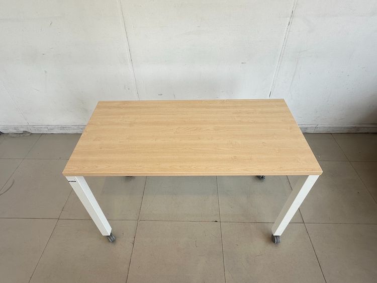 โต๊ะทำงาน ท็อปไม้ MDF สีบีชลายไม้ โครงขาเหล็กสีขาว ล้อเลื่อน (ขนาดกว้าง 150CM.)  รูปที่ 6