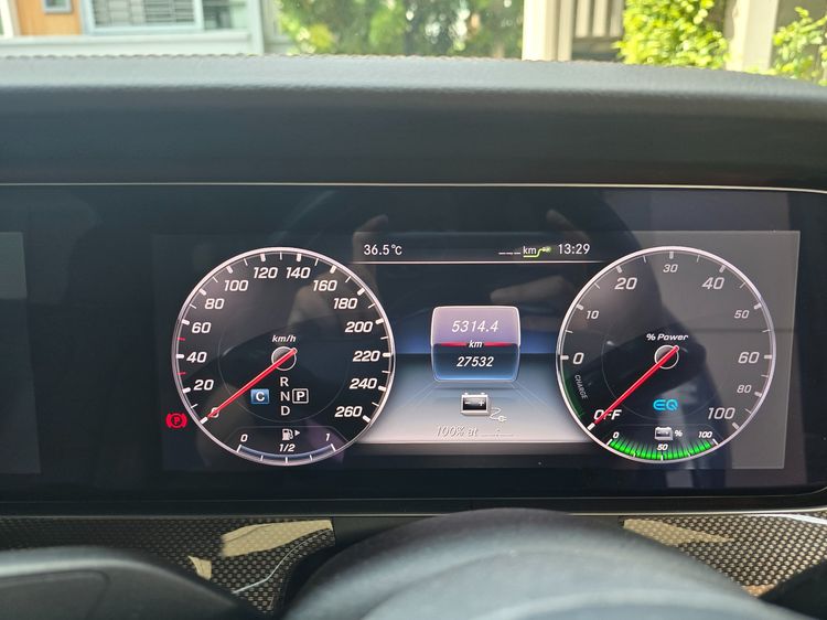 Mercedes-Benz E-Class 2019 E350 Sedan ปลั๊กอินไฮบริด (PHEV) เกียร์อัตโนมัติ ขาว รูปที่ 4