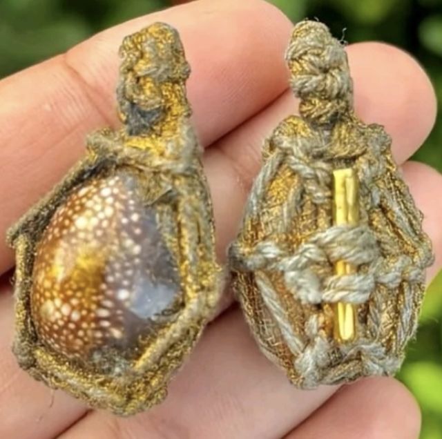 เบี้ยแก้ ปลุกเสกพร้อมใช้