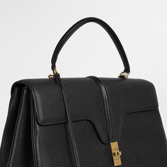 กระเป๋า Classique Leather bag ครบเซ็ท เข้ามาดูสินค้าจริงที่ร้านได้ รูปที่ 7