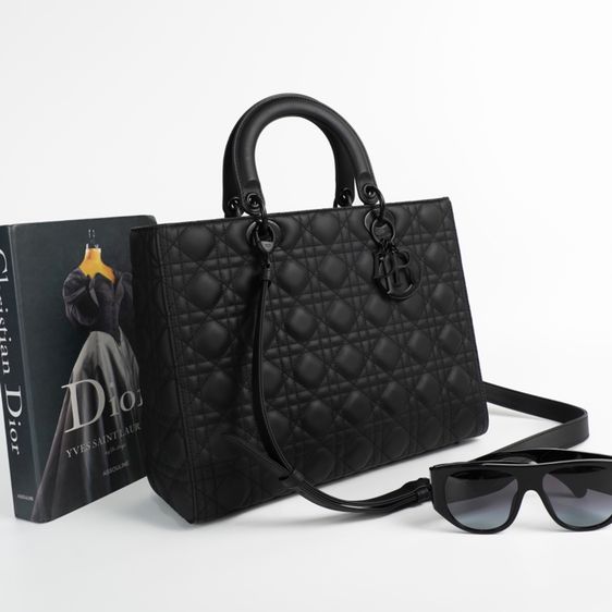 LADY CANNAGE LARGE BAG สภาพสวย มีพร้อมส่ง มีหน้าร้านสามารถนัดชมสินค้าได้ รูปที่ 6