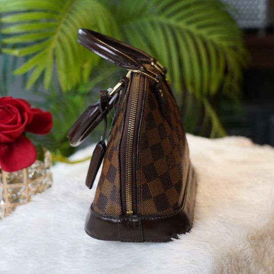 ALMA BB DAMIER EBENE BAG สามารถนัดเข้ามาชมสินค้าจริงหน้าร้านได้ รูปที่ 4