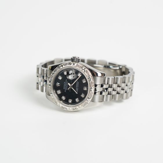 สาวๆ ที่กําลังมองหานาฬิกาคู่ใจ ห้ามพลาดเรือนนี้ Lady Datejust 26 mm ทักสอบถามเพิ่มเติมได้ค่ะ   รูปที่ 11