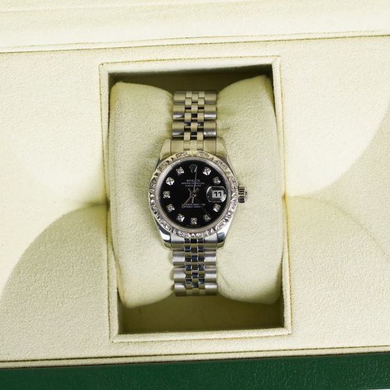 สาวๆ ที่กําลังมองหานาฬิกาคู่ใจ ห้ามพลาดเรือนนี้ Lady Datejust 26 mm ทักสอบถามเพิ่มเติมได้ค่ะ   รูปที่ 15