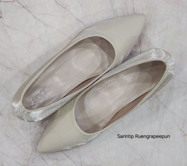 รองเท้าคัทชูหัวแหลม ผ้าซาติน สีเบจ SIZE 39 ยาว 24.5 ซม. รูปที่ 7