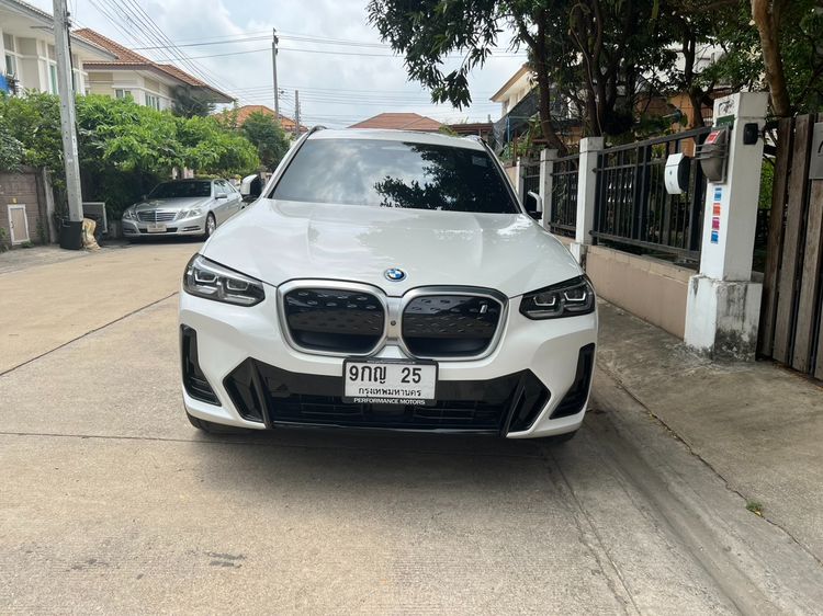 BMW iX3 2023 M Sport Utility-car āđāļāļāđāļē āđāļĄāđāļāļīāļāđāļāđāļŠ āđāļāļĩāļĒāļĢāđāļāļąāļāđāļāļĄāļąāļāļī āļāļēāļ§ āļĢāļđāļāļāļĩāđ 2