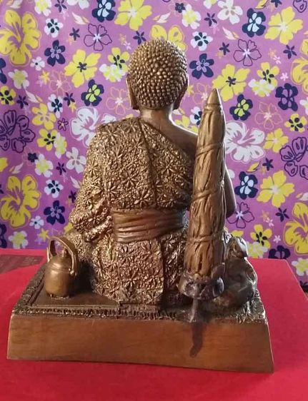 พระบูชาพระสีวลีนั่งจกบาตรมหาลาภ หลวงพ่อแพ วัดพิกุลทอง จังหวัดสิงห์บุรี ขนาดสูง 9 นิ้ว หน้าตัก 6 นิ้ว เนื้อทองเหลืองรมมันปูลายสังฆฎิดอก รูปที่ 2