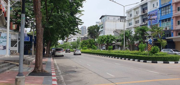 ไม่มี สร้างเสร็จก่อน 2010 ขายบ้านเดี่ยว หมู่บ้านสินพัฒนาธานี1 ใกล้วัดเสมียนนารี ตลาดบองมาเซ่ ถนนวิภาวดีรังสิต 800 เมตร รูปที่ 3