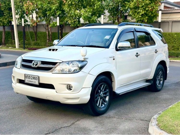 Toyota Fortuner 2007 3.0 V Smart 4WD Utility-car ดีเซล ไม่ติดแก๊ส เกียร์อัตโนมัติ ขาว รูปที่ 3