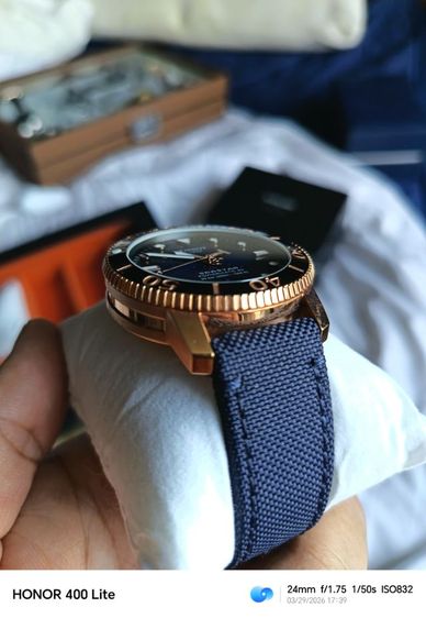 Tissot sea star 1000 รูปที่ 9