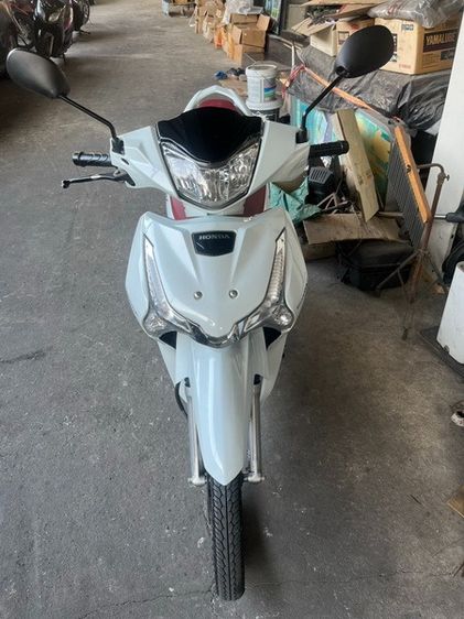 ขาย เวฟ125i ปี23 ล้อแม็ก สตาร์ทมือ 45000 บาท รูปที่ 4