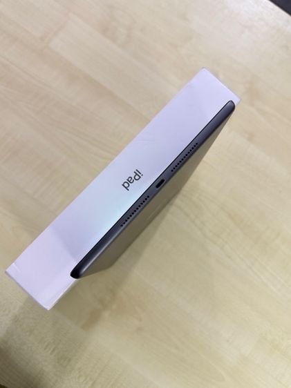 iPad Gen 7 32GB WiFi สี Space Gray เครื่องศูนย์ไทย สภาพนางฟ้า 98 เปอร์เซ็นต์  ไม่เคยแกะซ่อม รูปที่ 5
