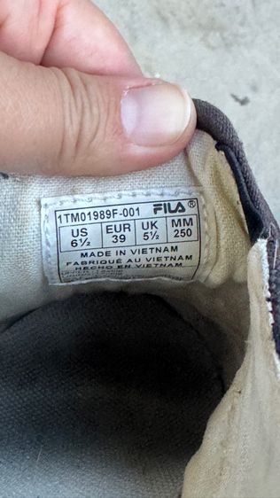 รองเท้าผ้าใบ Fila เปิดส้น รูปที่ 4