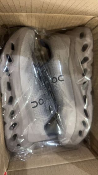 ร้องเท้าวิ่ง แบรนด์ On cloudtili เบอร์40 มือ1 รูปที่ 2
