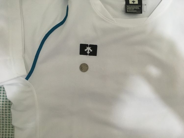 เสื้อกีฬา แบรนด์ DESCENTE+WILSON แพ็คคู่ (สินค้ามีตำหนิ) สีเขียวกับสีขาว รูปที่ 17