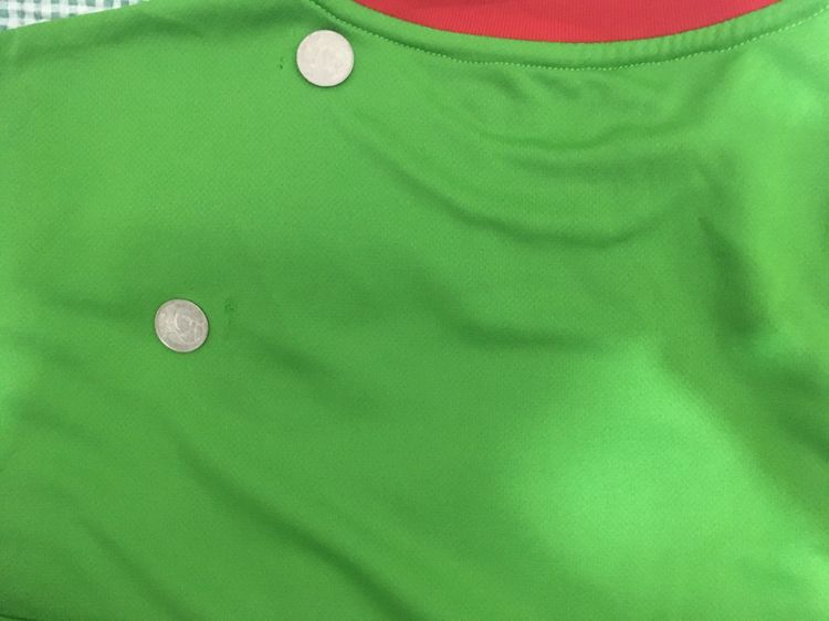 เสื้อกีฬา แบรนด์ DESCENTE+WILSON แพ็คคู่ (สินค้ามีตำหนิ) สีเขียวกับสีขาว รูปที่ 6