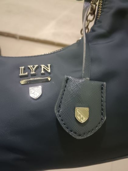 กระเป๋า LYN สีกรม  รูปที่ 2