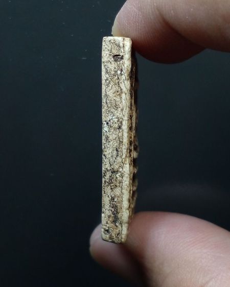 พระสมเด็จ พิมพ์เส้นด้าย ลงรักปิดทอง รูปที่ 3