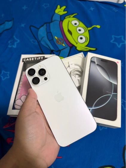 iPhone 16 Pro Max 256GB สีขาว