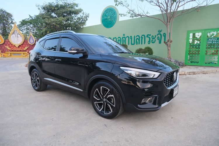 รถ MG ZS 1.5X+ Sunroof สี ดำ