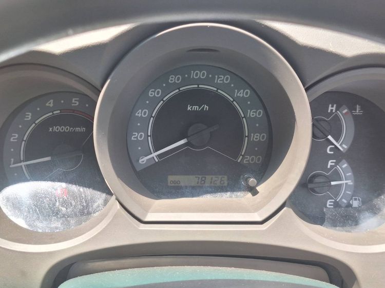 Toyota Hilux Vigo 2010 2.5 Double Cab E Prerunner Pickup ดีเซล เกียร์ธรรมดา ดำ รูปที่ 3