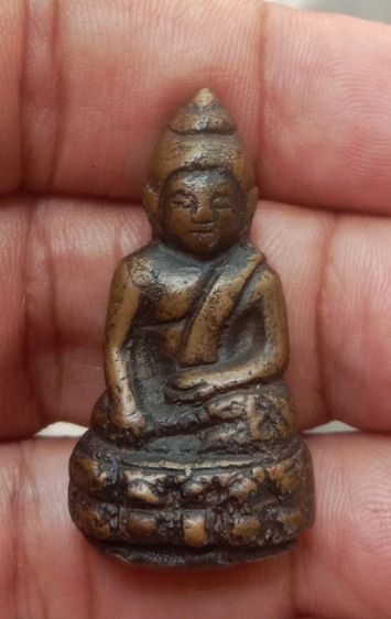 พระกริ่งหล่อโบราณเก่า ลพ.มงคลบพิตร จ..อยุธยา
