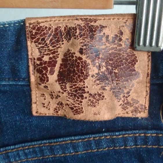 กางเกงยีนส์ MOMO TARO
ใส่ได้ ทั้งผู้ชาย และ ผู้หญิง
 รูปที่ 8