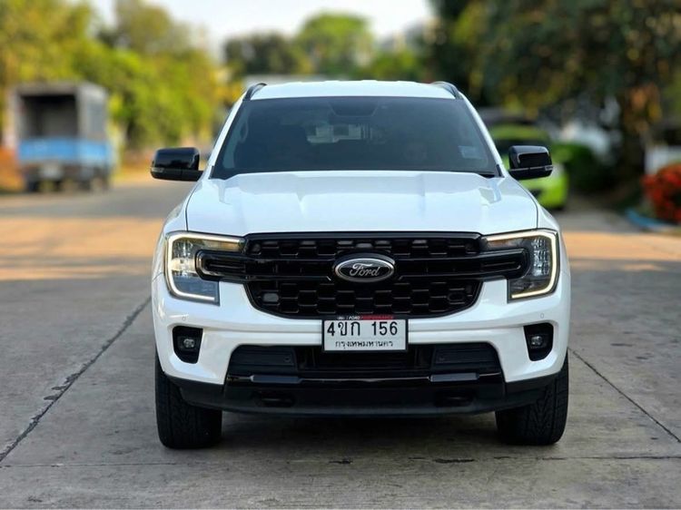 รถ Ford Everest 2.0 Turbo Sport สี ขาว