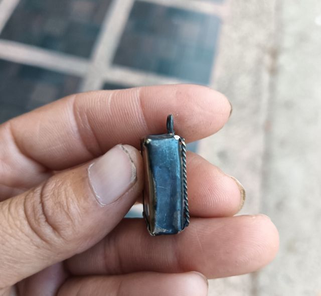 พระสี่เหลี่ยมเก่า 1 องค์ รูปที่ 3