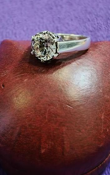 แหวนเงินแท้เปอร์เซนต์ดี ตีโค๊ต 925 ประดับพลอยขาว ตัวแหวน ประมาณ เบอร์ 8.5 - 9  รูปที่ 9