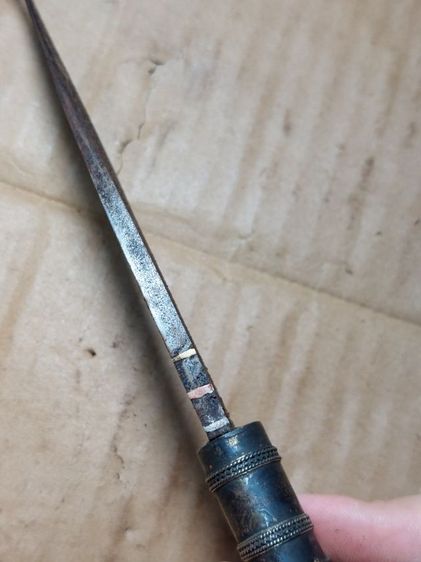 เครื่องรางมีดหมอหลวงพ่อรุ่งวัดหนองสีนวลใบ 5 นิ้วยาวรวม 10 นิ้ว รูปที่ 2