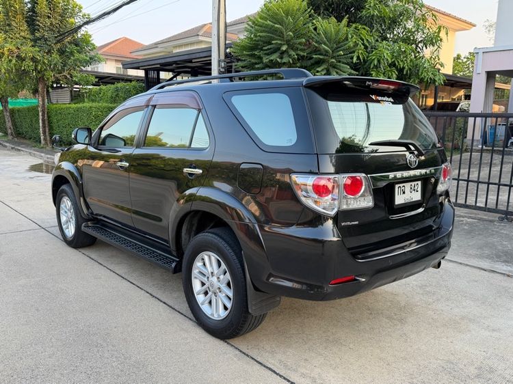 Toyota Fortuner 2012 2.5 V Utility-car ดีเซล ไม่ติดแก๊ส เกียร์ธรรมดา ดำ รูปที่ 3
