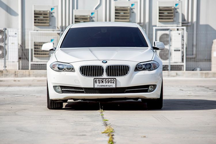 BMW Series 5 2013 520d Sedan ดีเซล ไม่ติดแก๊ส เกียร์อัตโนมัติ ขาว รูปที่ 2