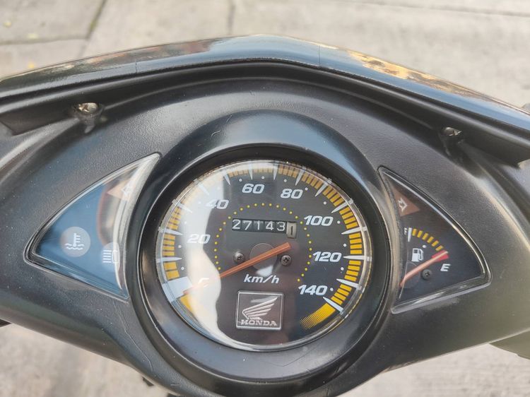 🛵ยังไงก็ขาย CLICK ปี 49 เครื่องดี สีสวย สตาร์ทมือ เล่มชุดโอนครบ+เปลี่ยนถ่ายน้ำมันเครื่องฟรี ไม่มีส่งฟรี รูปที่ 8