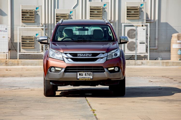 Isuzu MU-X 2015 3.0 4WD Utility-car ดีเซล เกียร์อัตโนมัติ น้ำตาล รูปที่ 2