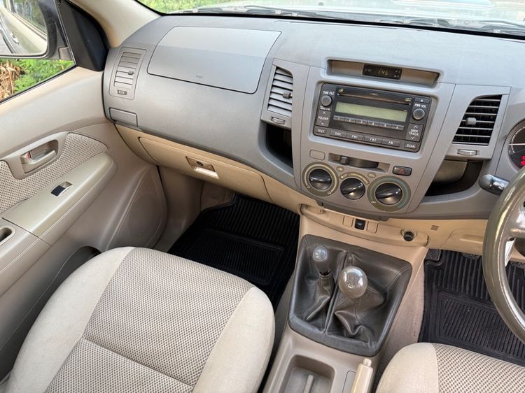 Toyota Hilux Vigo D4D 2009 รุ่นย่อยอื่นๆ Sedan ดีเซล ไม่ติดแก๊ส เกียร์อัตโนมัติ เทา รูปที่ 2